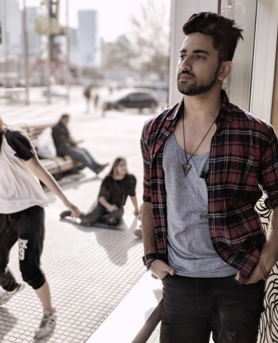 52

#10Yearsofzainimam