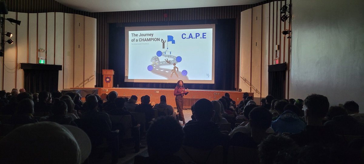 Mike.Barbour.the.teacher tweet media