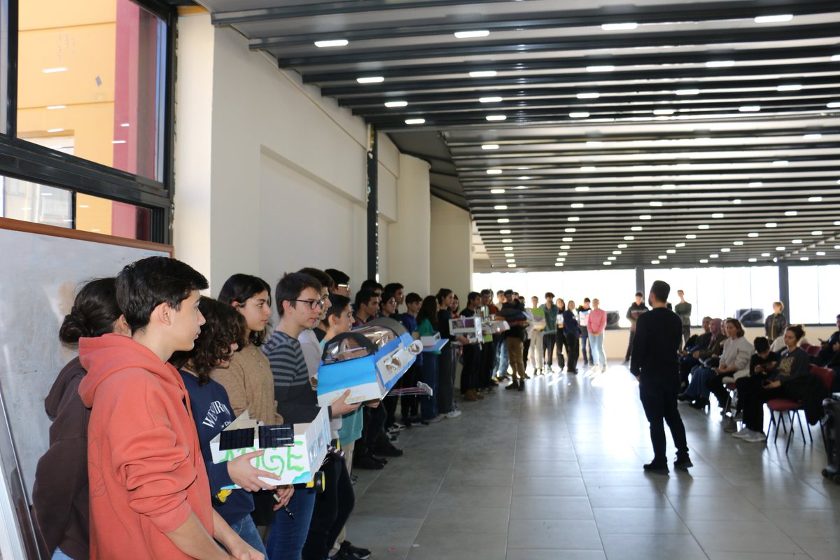 GSB_AydinGM's tweet photo. Aydın Gençlik Merkezimizin Deneyap Atölyesi öğrencileri tarafından hazırlanan Milli Teknoloji Hamlesi Programı ve Tasarım/Üretim Proje Şenliği  öğrenci velilerinin de katılımıyla hafta sonu gerçekleşti. #Deneyap 

 #GeleceğinTeknolojiYıldızları �� https://t.co/heGHaxhBvk