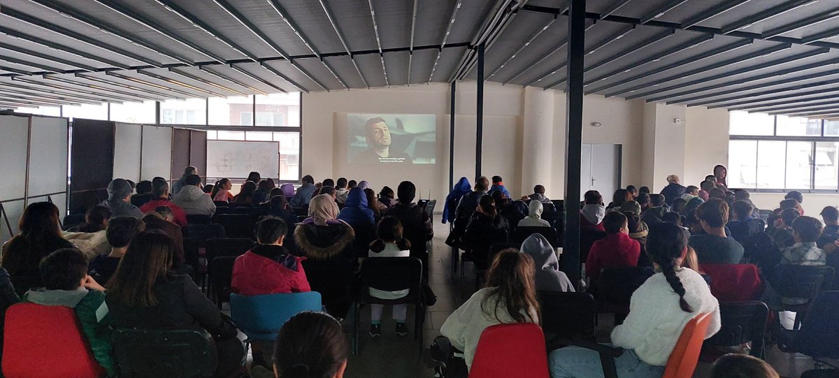 GSB_AydinGM's tweet photo. Aydın Gençlik Merkezimizin Deneyap Atölyesi öğrencileri tarafından hazırlanan Milli Teknoloji Hamlesi Programı ve Tasarım/Üretim Proje Şenliği  öğrenci velilerinin de katılımıyla hafta sonu gerçekleşti. #Deneyap 

 #GeleceğinTeknolojiYıldızları �� https://t.co/heGHaxhBvk