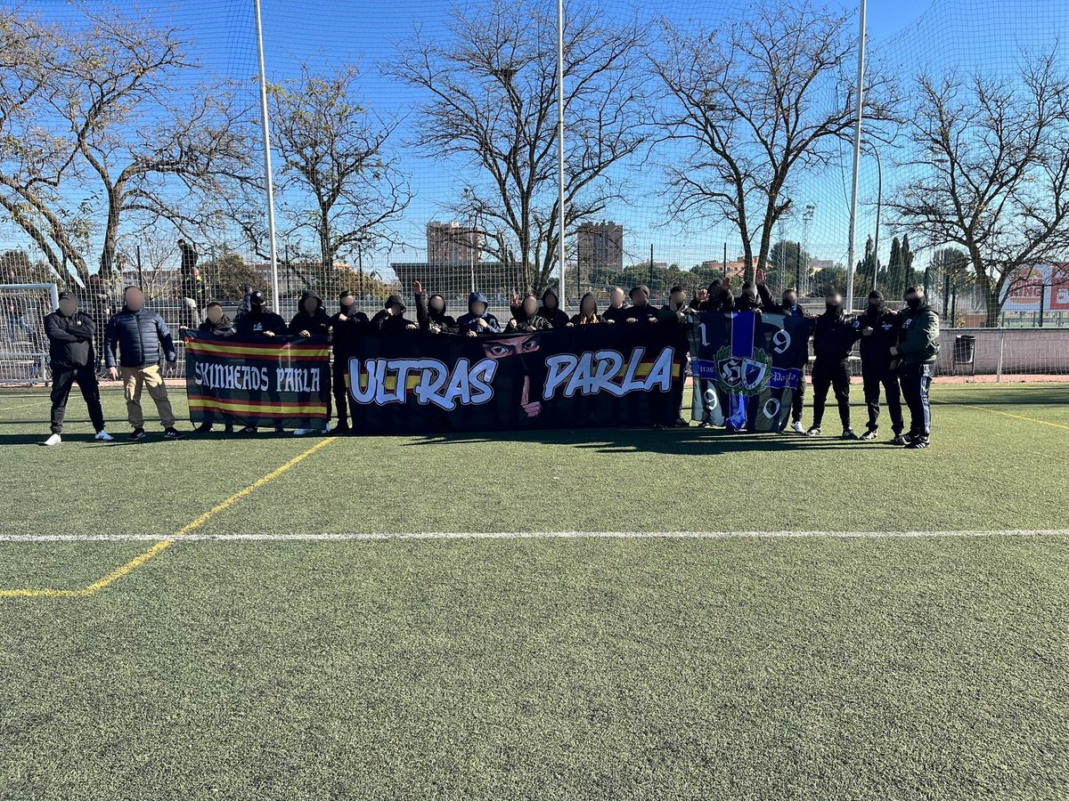 ULTRAS PARLA 1990 tweet media