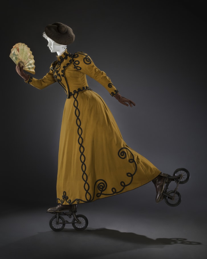 Skating ensemble, 1890s. FIDM Museum.