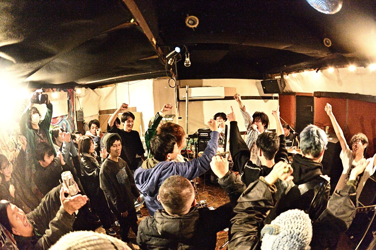 GARAKUTARAZIO's tweet photo. IDEAL SENSE主催Drunkneness Disco
大盛況イベント‼️‼️
ハイパー楽しかったです!!!
年内のガラクタラジオは終わり!!!
最高の締めくくりでした🏁
来年も楽しいこと皆でしましょう
📷@PhotobyGenki https://t.co/kMQPl6MQEW