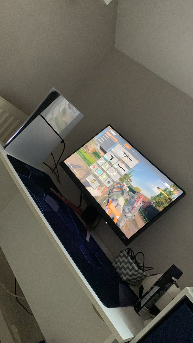 SNIXXfn's tweet photo. @Seilifn https://t.co/AoYE2Iw5K2