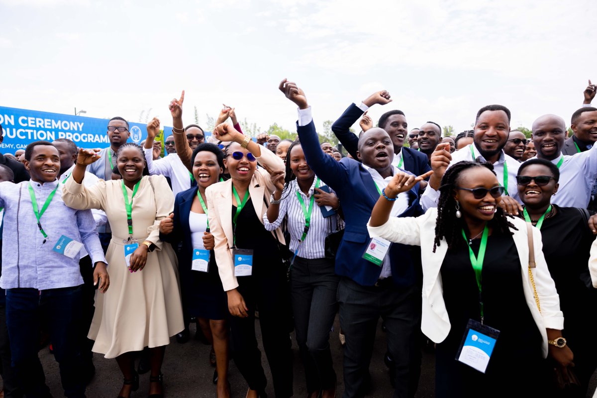 Today, 957 public servants graduated from the inaugural National Induction Programme, in a ceremony officiated by <a href="/DrSenait/">Professor Senait Fisseha</a>. The programme is designed to promote 🔹Collaboration
 🔹Professionalism &amp; ethics
 🔹Strategic alignment, to advance NST2 &amp; V2050 goals #TeamRwanda #OneTeam