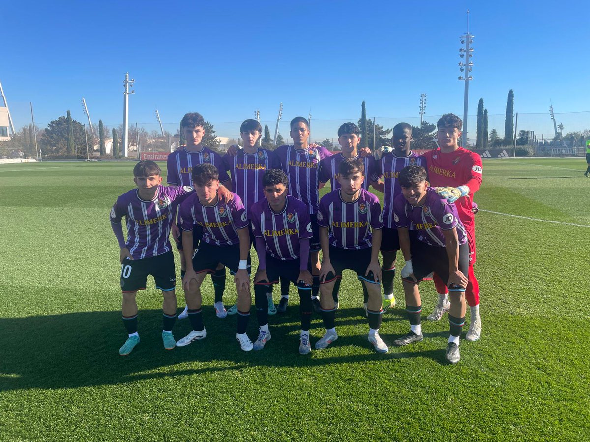 CRÓNICA | 🗞️💜 El #RVJuvenilA cierra la primera vuelta a lo grande: victoria en el campo de <a href="/lafabricacrm/">Cantera Real Madrid</a>, algo que nadie había logrado, para sellar el tercer puesto

👉🏻 realvalladolid.es/noticias/croni…
