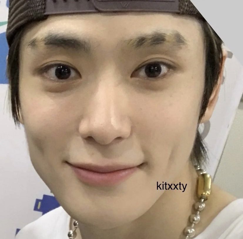 쟤🍑 (@p_jh_l) on Twitter photo 