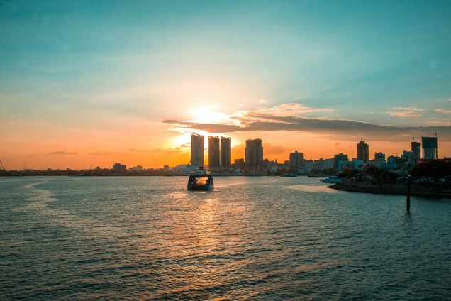 GDP_Center's tweet photo. For @T20org, @MarinaZucker @mfespinosaEC + @Jmhaas outline a proposal for debt relief that can help resolve the debt crisis in developing countries while forging a fairer global financial system.
Read more: https://t.co/mii38Y9Vdx https://t.co/GDgcDsL7fo