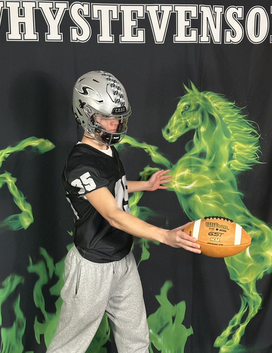 SebastianHess07's tweet photo. Had a great time on my official visit at @SUMustangFB. Thank you @Coach_neik @edhottle1 for the hospitality! https://t.co/9fvNeLDAud