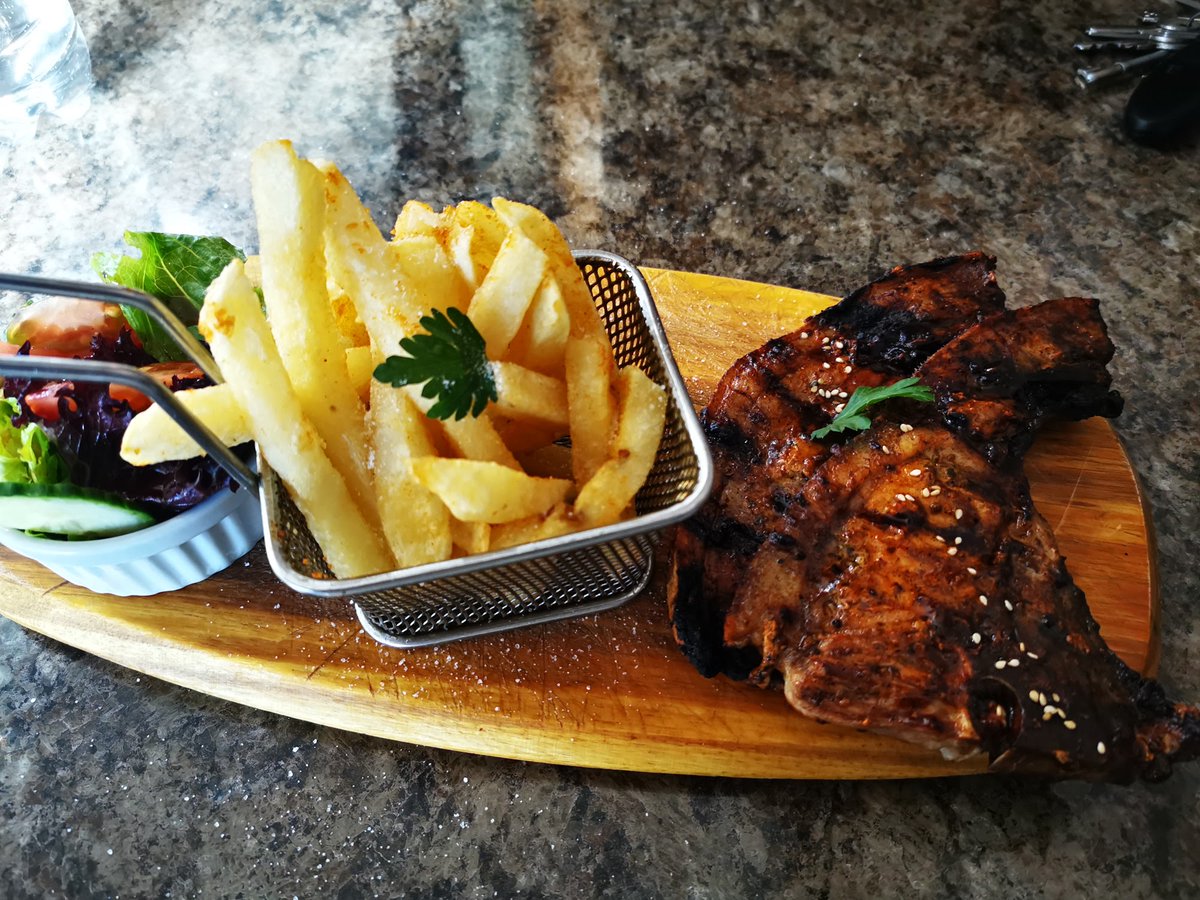 randomresto's tweet image. Cubana Bulawayo
3.9⭐ (539) $$
105 Robert Mugabe Way, Bulawayo, Zimbabwe
maps.google.com/?cid=128111189…