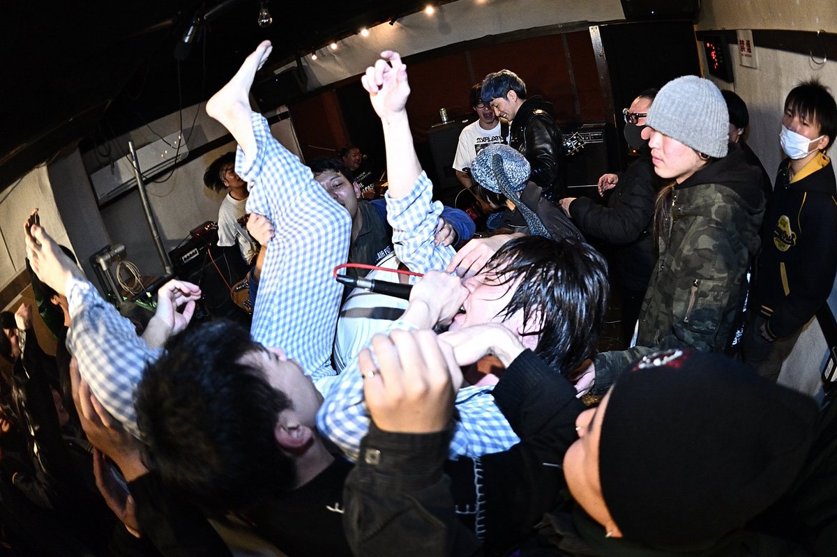 aosa114's tweet photo. IDEAL SENSE主催出演おわり!!!
ハイパー楽しかったです
お客さんも最高!
皆で作りあげたライブ!!
チームガラクタラジオでしたわ!!!
学生運動みたいで最高でした https://t.co/TuHI6KUS3r