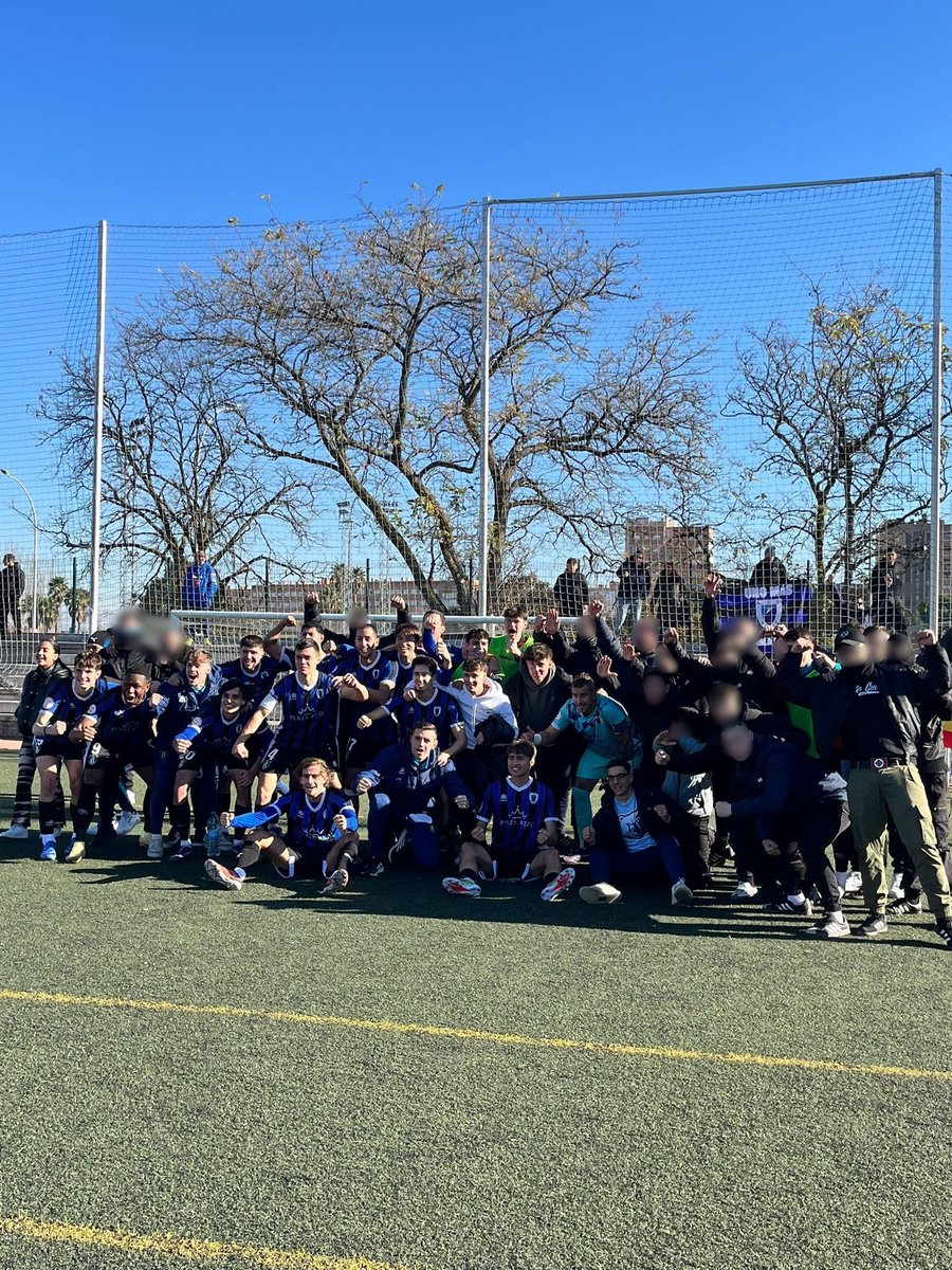 Gracias a todo el equipo por la victoria, no estáis solos en este camino…FORZA PARLA <a href="/adparla/">Agrupación Deportiva Parla</a> 💪🏻💪🏻👏🏻💙🖤