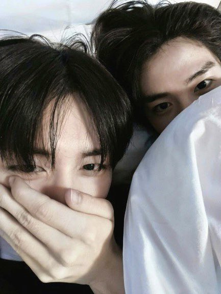 fall21luv's tweet photo. #산앤한 사랑하지 않는 법 절대 몰 름 ⛰️🌊 https://t.co/nfGZbkmi8D