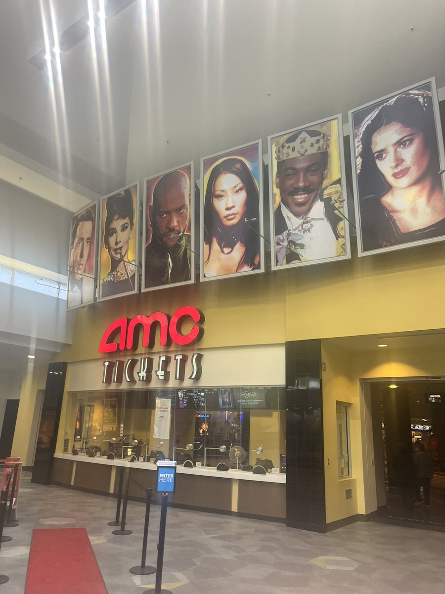 gabestrades's tweet photo. I come to this place for Magicโฆ.. #AMC @AMCTheatres โฆ
#apestogetherstrong #AMCNEVERLEAVING #APESNOTLEAVING #ApesNeverLeaving #supportAMC https://t.co/uvfqRlwrSn