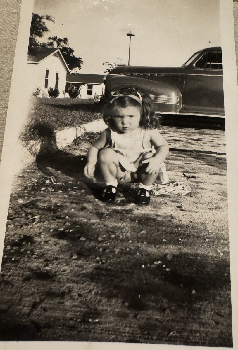 Susodo's tweet image. #DavesCarIDService Final one from this round. Looks like the same cars but sharing just in case. My mom seeming a bit angry.