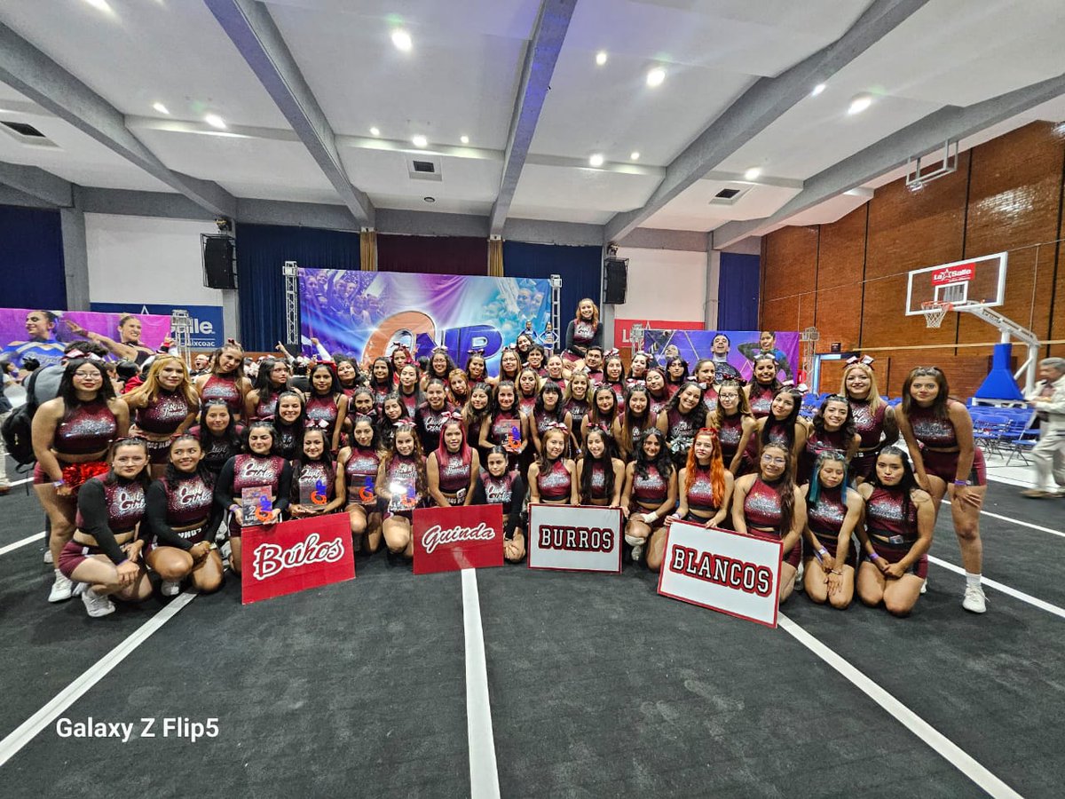 ipndeportes's tweet photo. ¡Felicitamos!✨️🎉 a los @BurrosCheerIPN por su destacada participación y obtener el 1️⃣⁰ lugar en el #XmasFest del #ONP 2024, con el que concluyen una temporada llena de logros y esfuerzo.
Gracias por demostrar su #PasiónAlDeporteIPN♥️ y por dejarlo todo en cada rutina. 🫶 https://t.co/NmR0CcZh1y