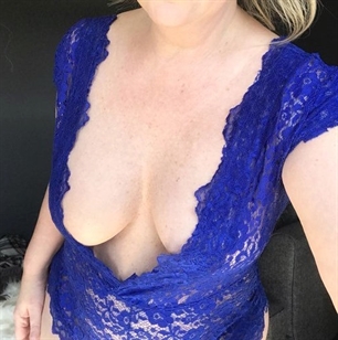 adeleade__'s tweet image. Salve, io ho un aspetto molto piacente alla ricerca di uomini anche prima esperienza ✨