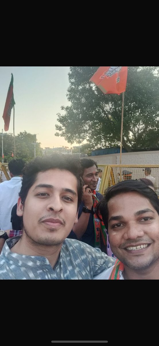 ChokseySujay's tweet photo. Warm Birthday Greetings to our @BJYM4Mumbai General Secretary @Deepaksingh0240 ji .May Prabhu Ram bless you always ! https://t.co/Aon3g2w6QG