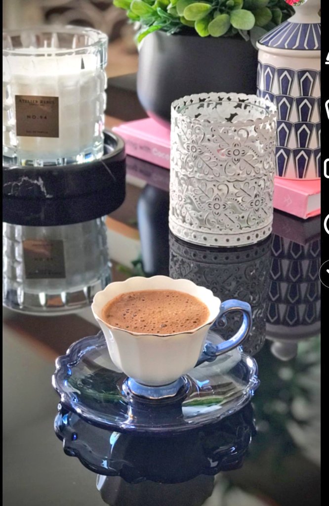 rwzrwz92's tweet image. -

.
.
.

لا تكونوا أبناء العادات والتقاليد
 كونوا أبناء اللحظة والموقف !

.
.
.