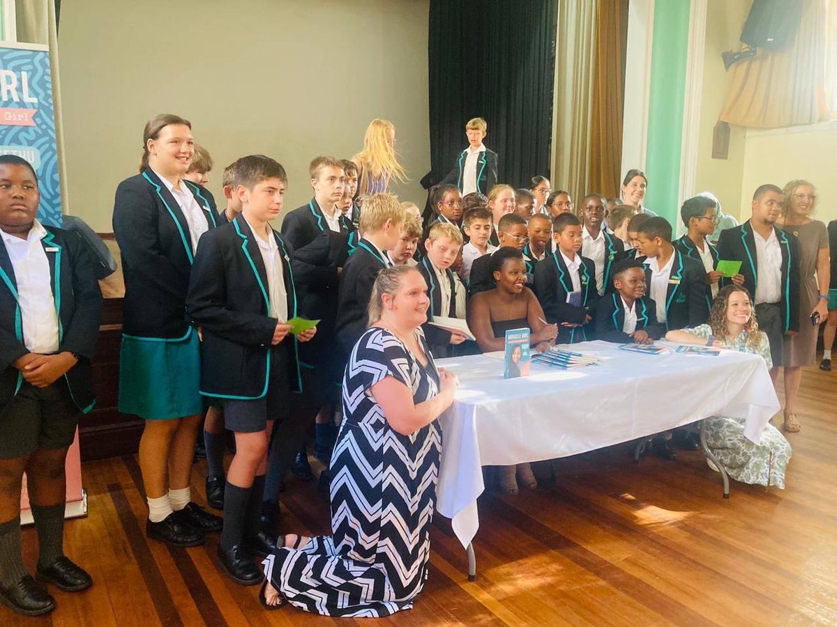 From darkness to light! My journey as a 'Miracle Girl' took me through being orphaned, 2 open-heart surgeries &amp; finding my voice. Read my memoir &amp; let's rise above adversity together!

Chris Brown. Ndlozi #Sundowns