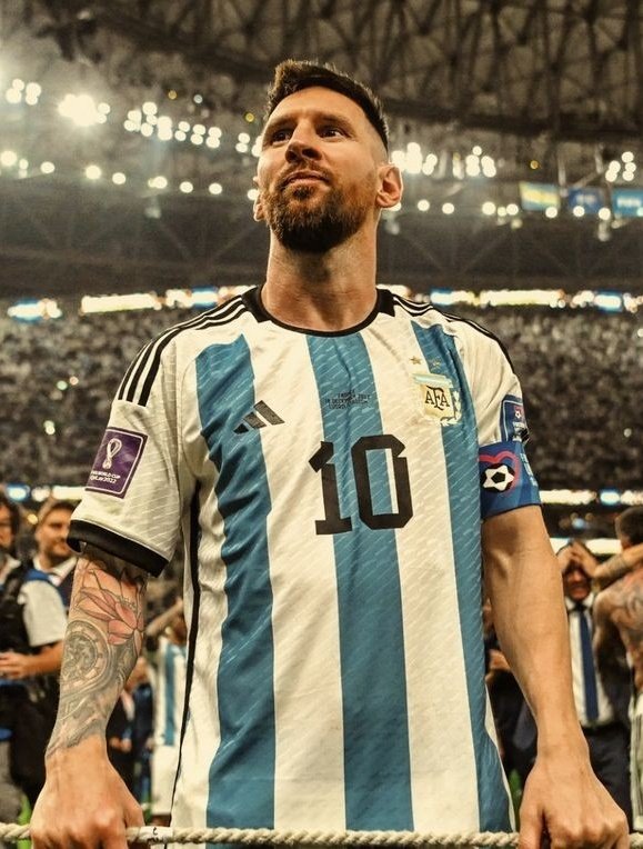 Nuestro ídolo.

Nuestra bandera.