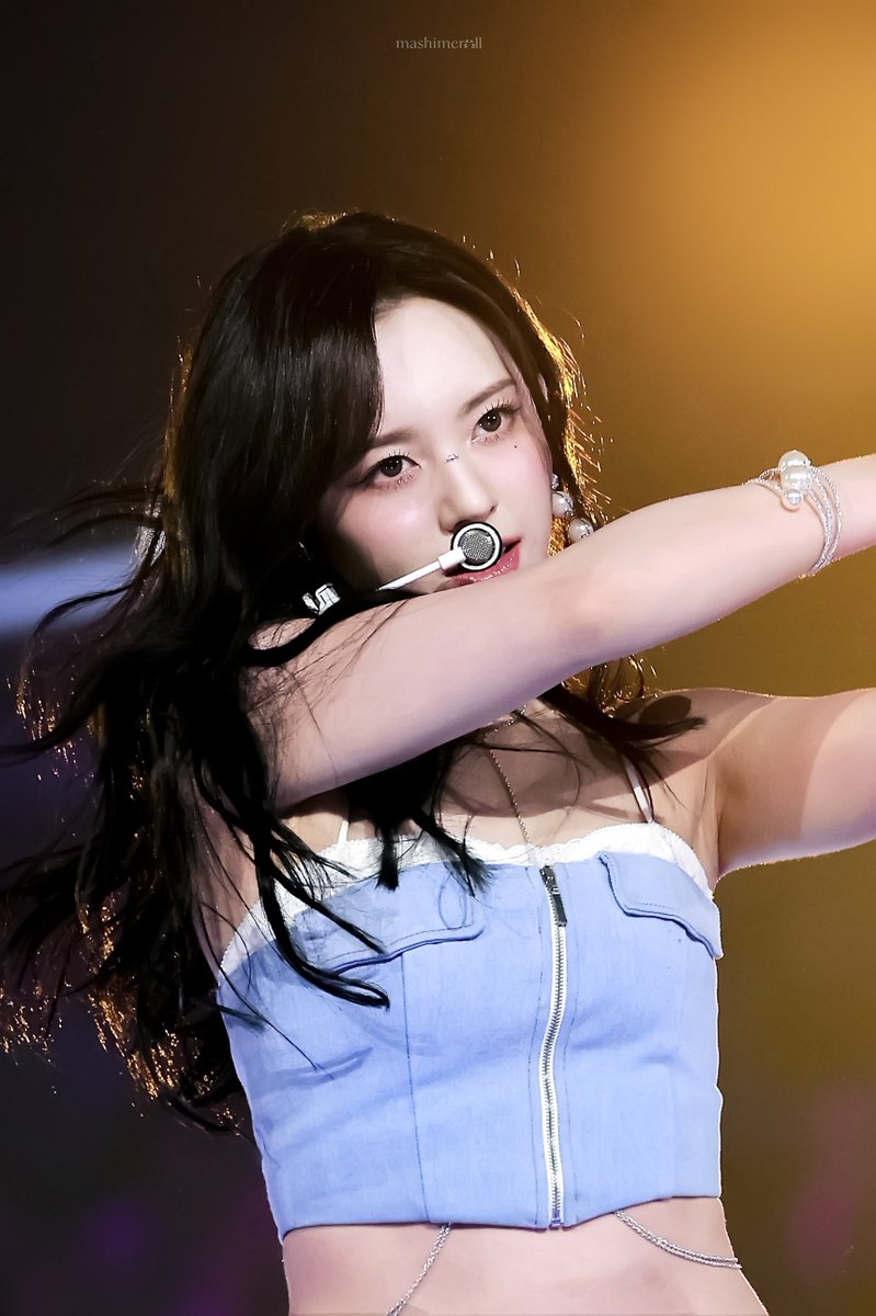 mashimeroll's tweet photo. #SnowDancesForMashiro
#마시로의눈송이축제
#マシロの雪花のような誕生日
#마시로 #MASHIRO #マシロ https://t.co/JLAW6cF2HP