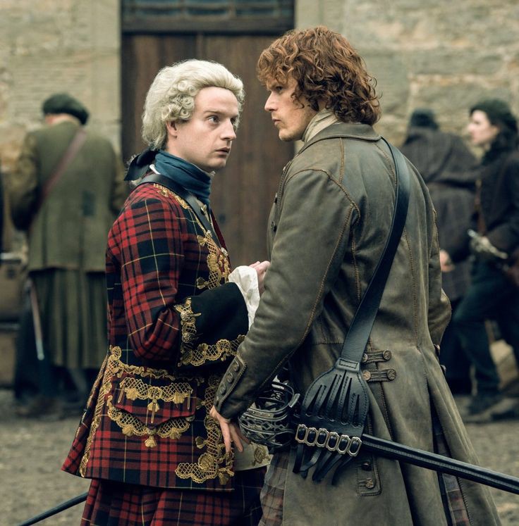 point_blank1959's tweet photo. Jamie trying to talk into reason the candid Bonnie Prince Charlie during the Rising campaign. Remarkable impersonation by the talented Andrew Gower. 🥰🤗☹ - dany saindon @danysaindon #SamHeughan #andrewgower #OutlanderS2 https://t.co/mB39jRVsPX