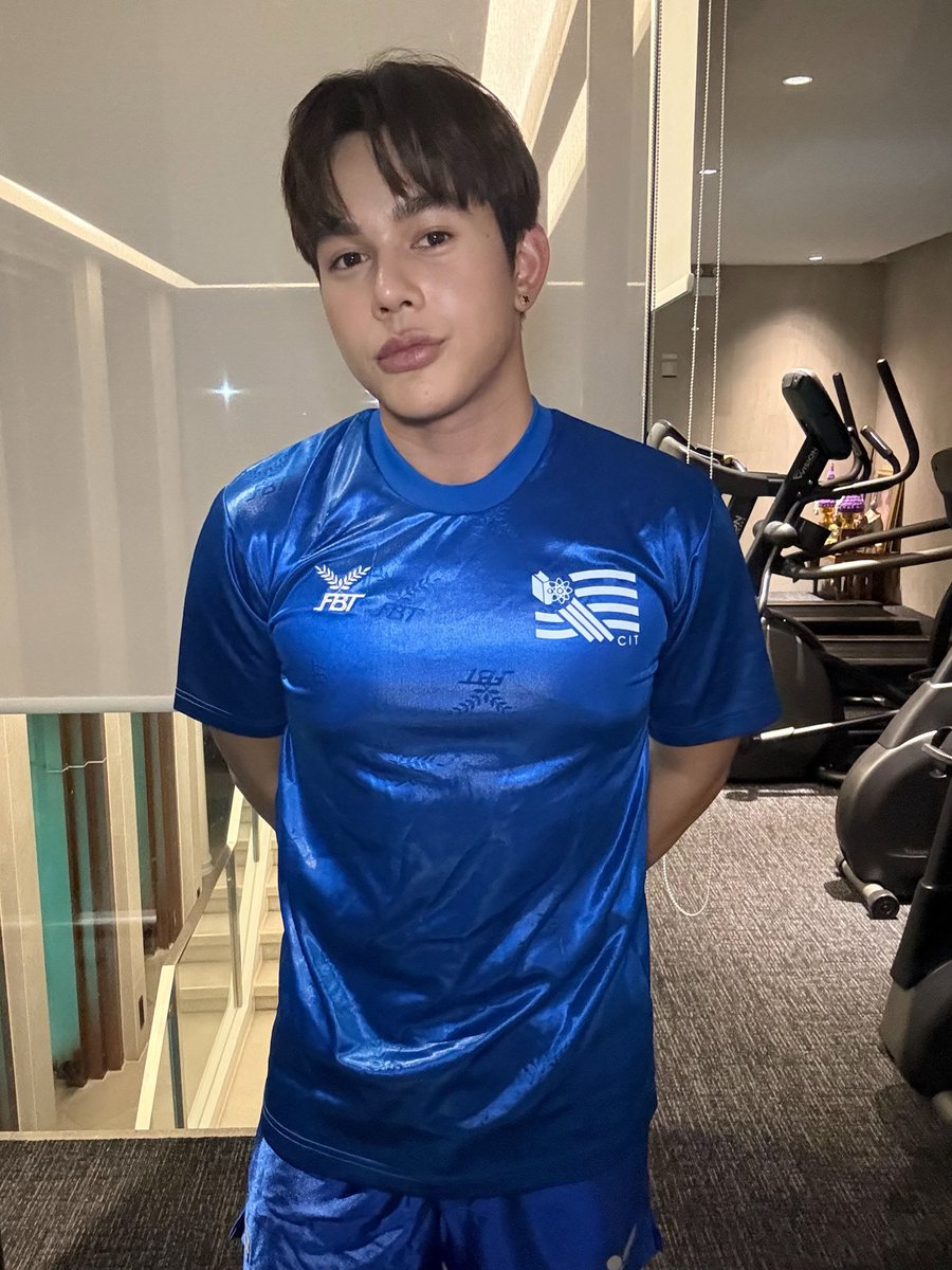 man (@manwattha) on Twitter photo 