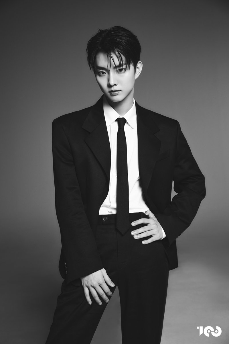 THE BOYZ Q 
NEW PROFILE 1.

#Q #큐 
#THEBOYZ #더보이즈
#100RED #원헌드레드