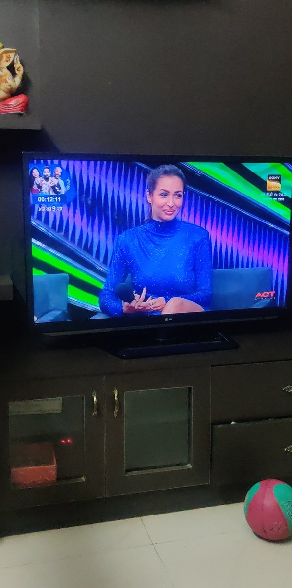 ankan_s's tweet photo. @SonyTV screen frozen https://t.co/xM3uO7vqll