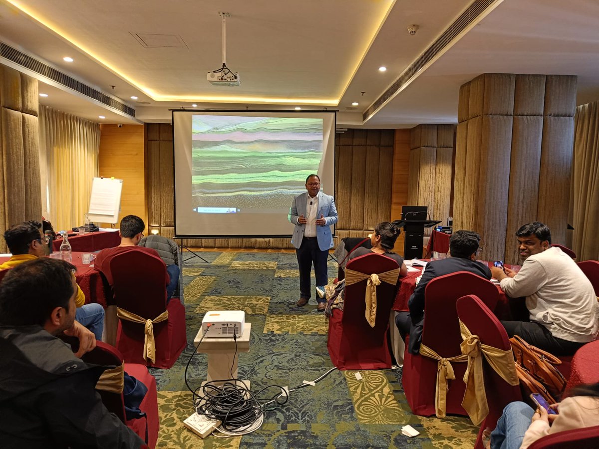 CAGargGaurav's tweet image. Had the privilege of delivering an engaging full-day session on #transferpricing Issues as part of the Diploma in International Taxation course organized by the Direct Tax Committee of ICAI in Gurugram.

Grateful to the leadership of @theicai. For this opportunity