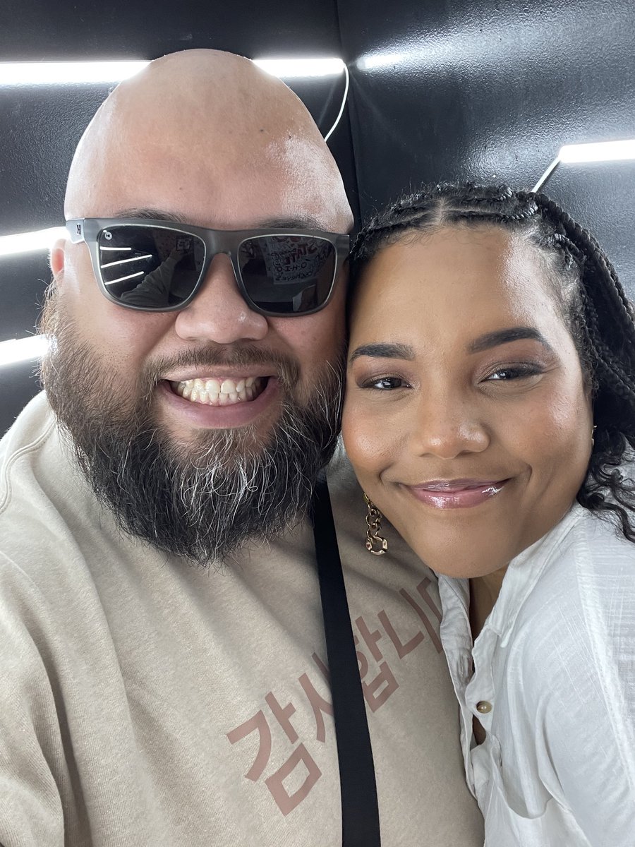 djbern_'s tweet photo. Everybody stop what you’re doing and read this

If you follow me you know who @DNTFRT is

we are so proud of her for graduating from THE Ohio State University today!

Go tell her congratulations one time! https://t.co/yw51glxeas