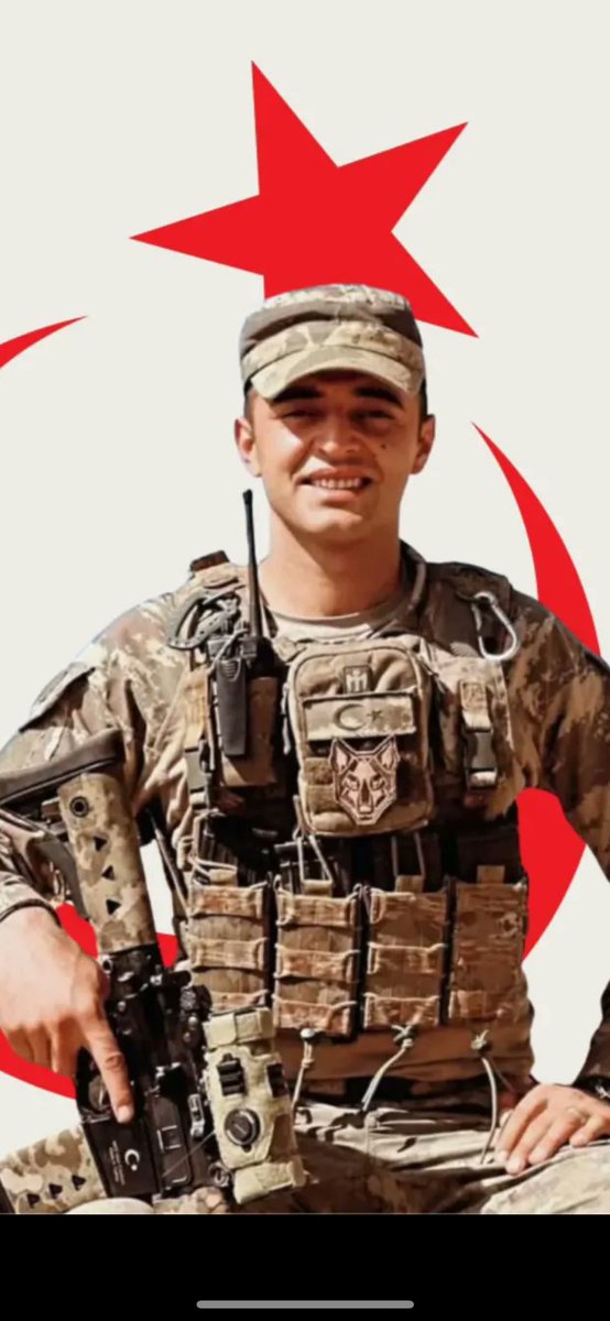 Fatiihan's tweet photo. Birkaç gül yüzlü daha eksikldi bu diyardan. 

Yozgat/ Kadışehri https://t.co/1aMs1T2Xol