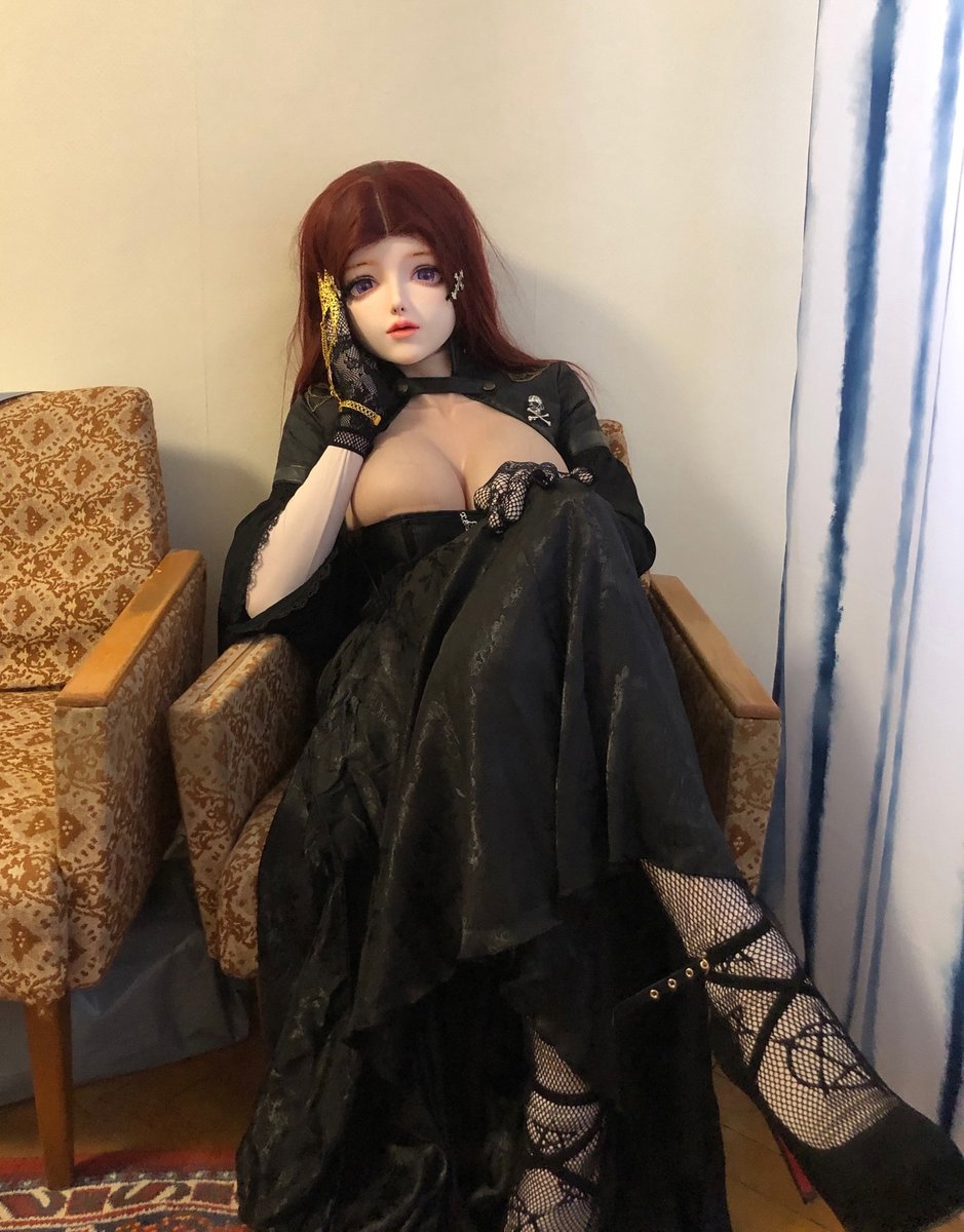 RavenWoW12's tweet photo. So, hi everyone! 
Today is the day when i officially became a full kigu member. 
I can't even properly express how happy I am rn 🥹Thanks Dollkii for making this gorgeous mask. 
Now, come sit on my lap. Don't worry, I mean you no harm. Just a little bit of love magic 💞
#kigurumi https://t.co/da3ozLAeuh