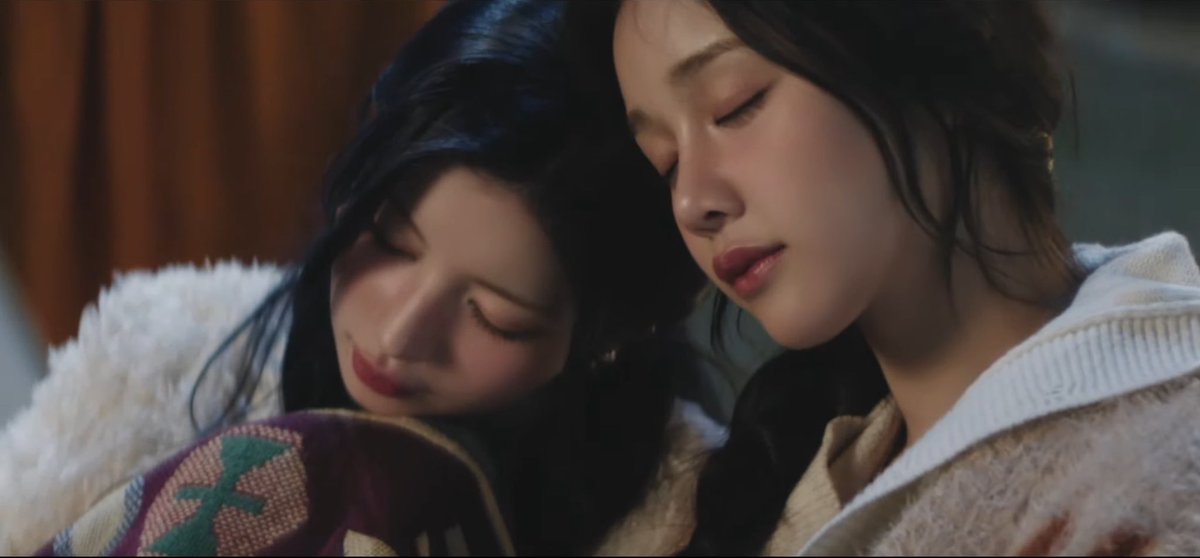 Babydragonfly26's tweet photo. 🦌❤️Rita❤️🦌 LOVE IN MY HEART MV OUT
#BAEMON_LoveInMyHeart
#PHARITA #BABYMONSTER https://t.co/fGLFTjqehd