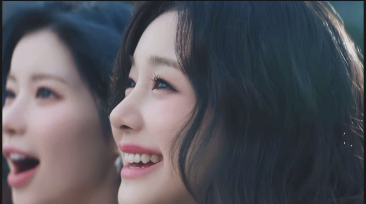 Babydragonfly26's tweet photo. 🦌❤️Rita❤️🦌 LOVE IN MY HEART MV OUT
#BAEMON_LoveInMyHeart
#PHARITA #BABYMONSTER https://t.co/fGLFTjqehd