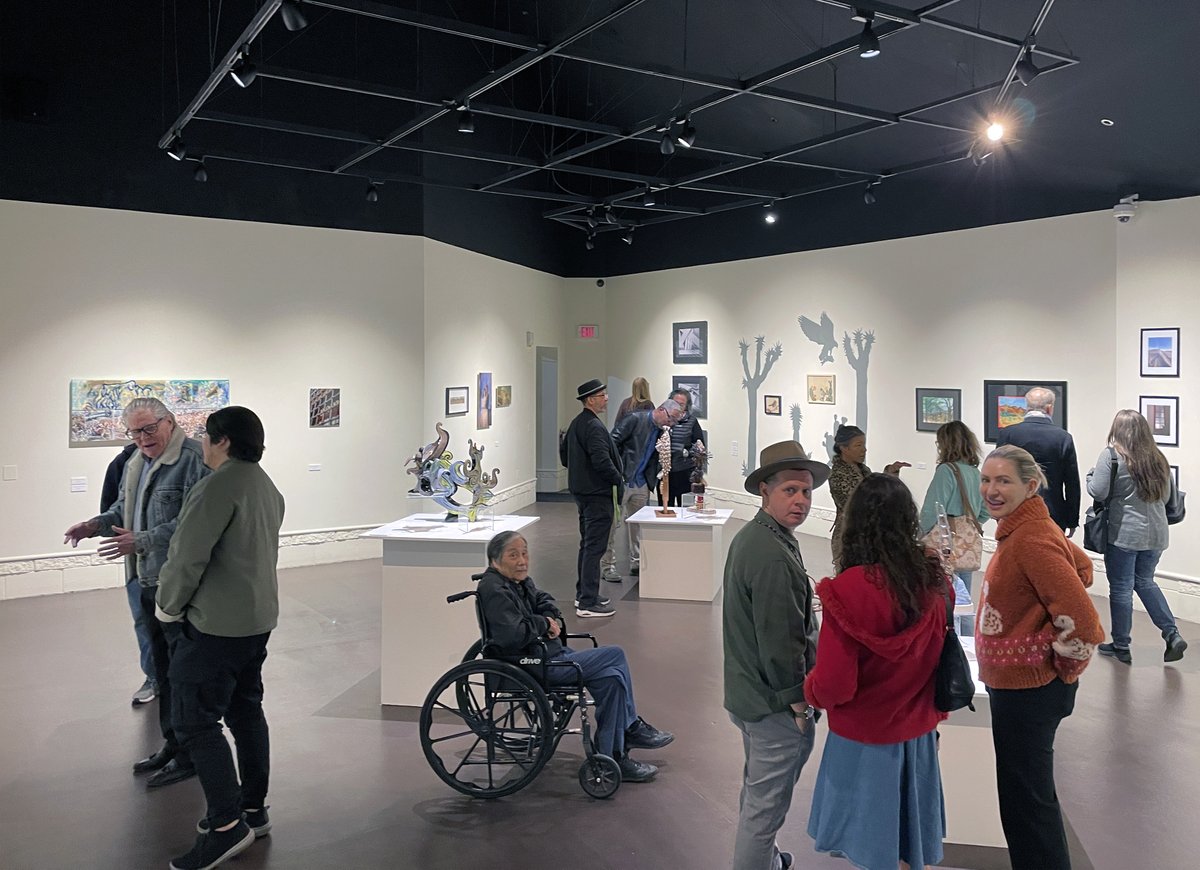 CSN Art Galleries tweet media