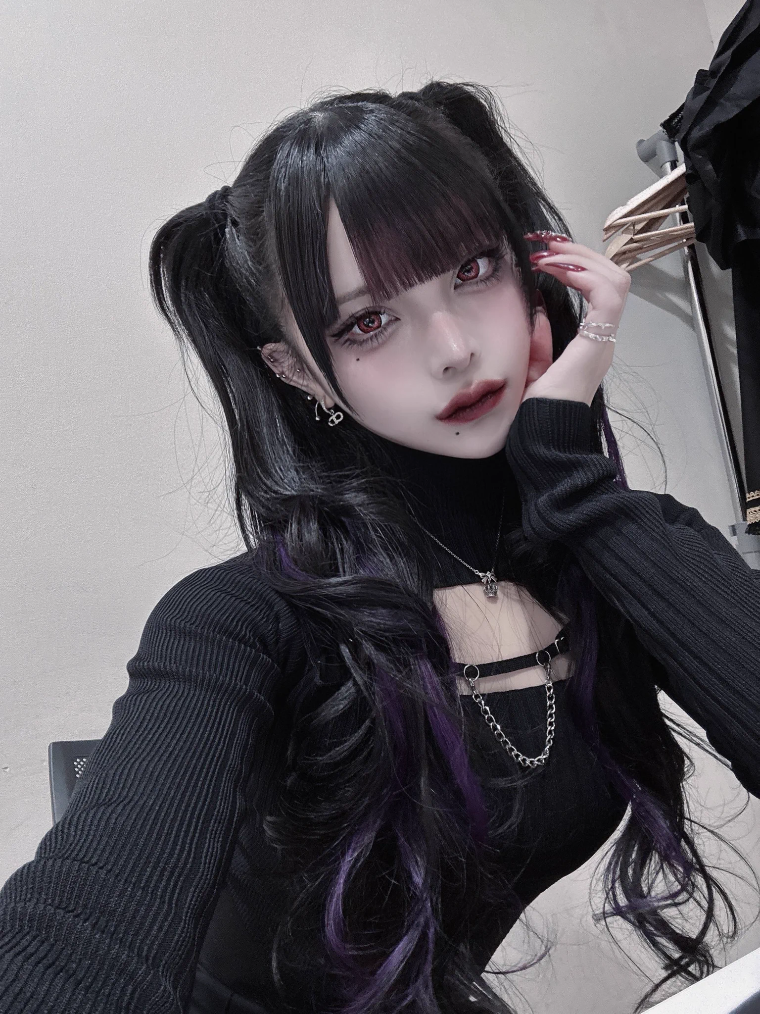 夜宵やむ sur X / X