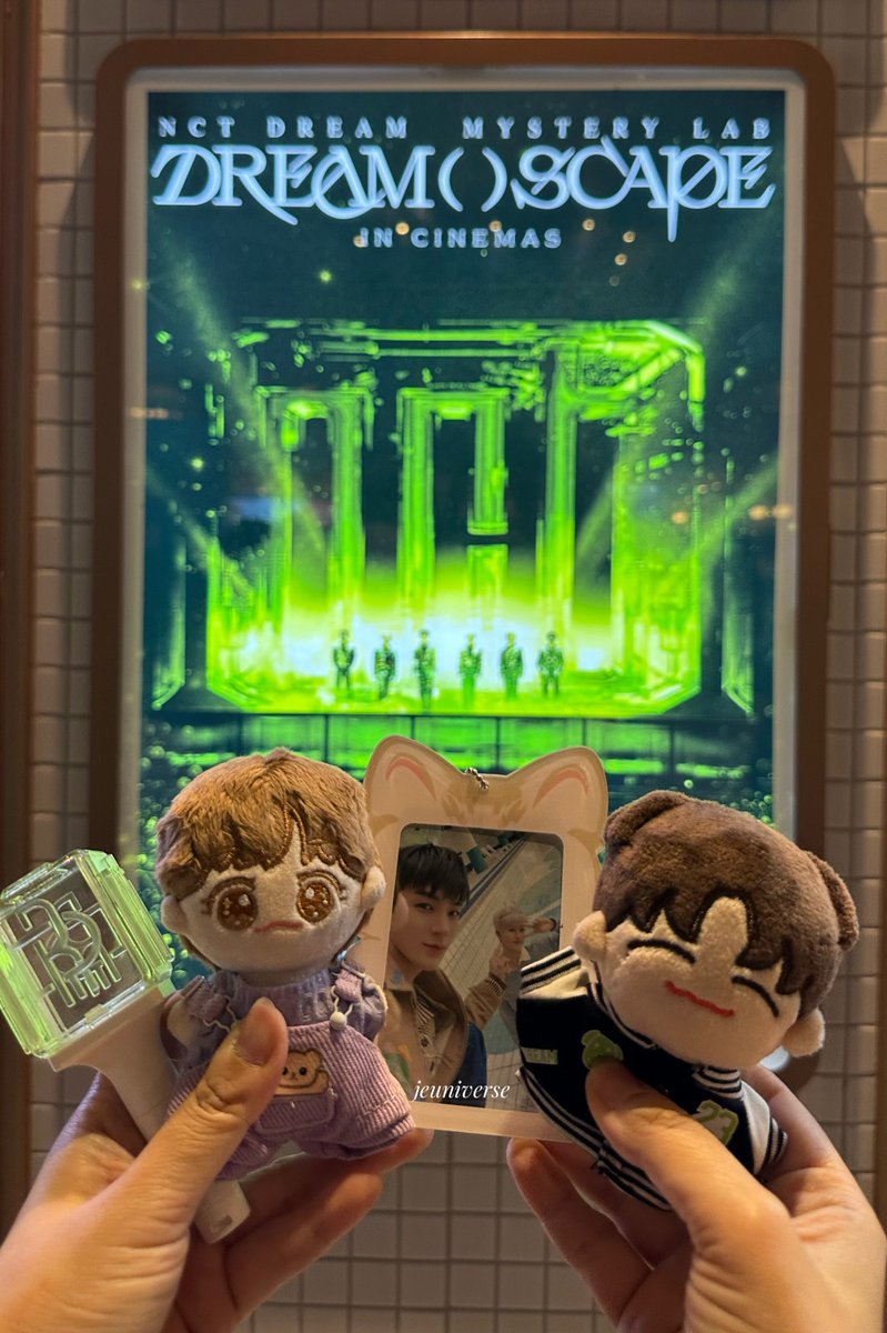 jeuniverse__'s tweet photo. TDS 2 The Movie                      TDS3 The Movie https://t.co/2359pQxxZh