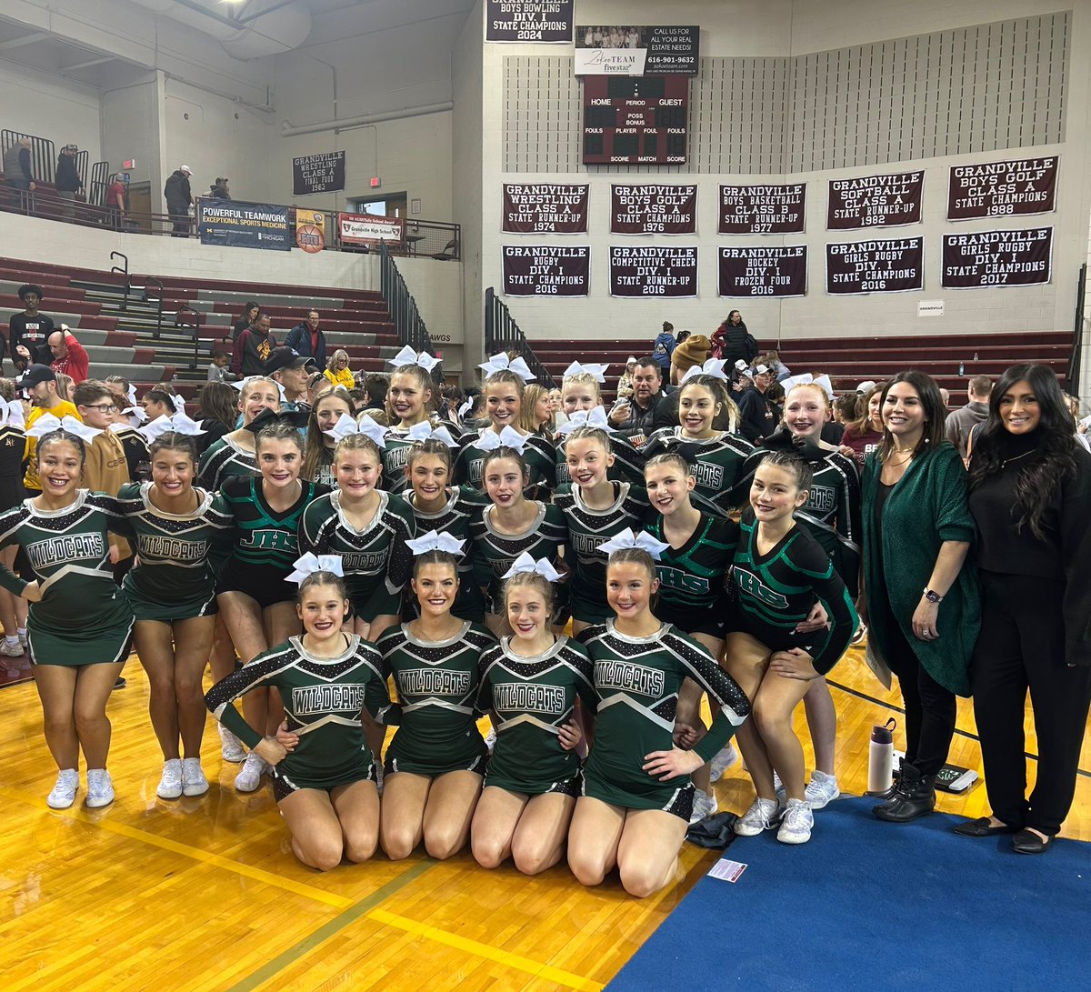 Congratulations to Cheer on a 3rd place finish at the CCCAM on Saturday