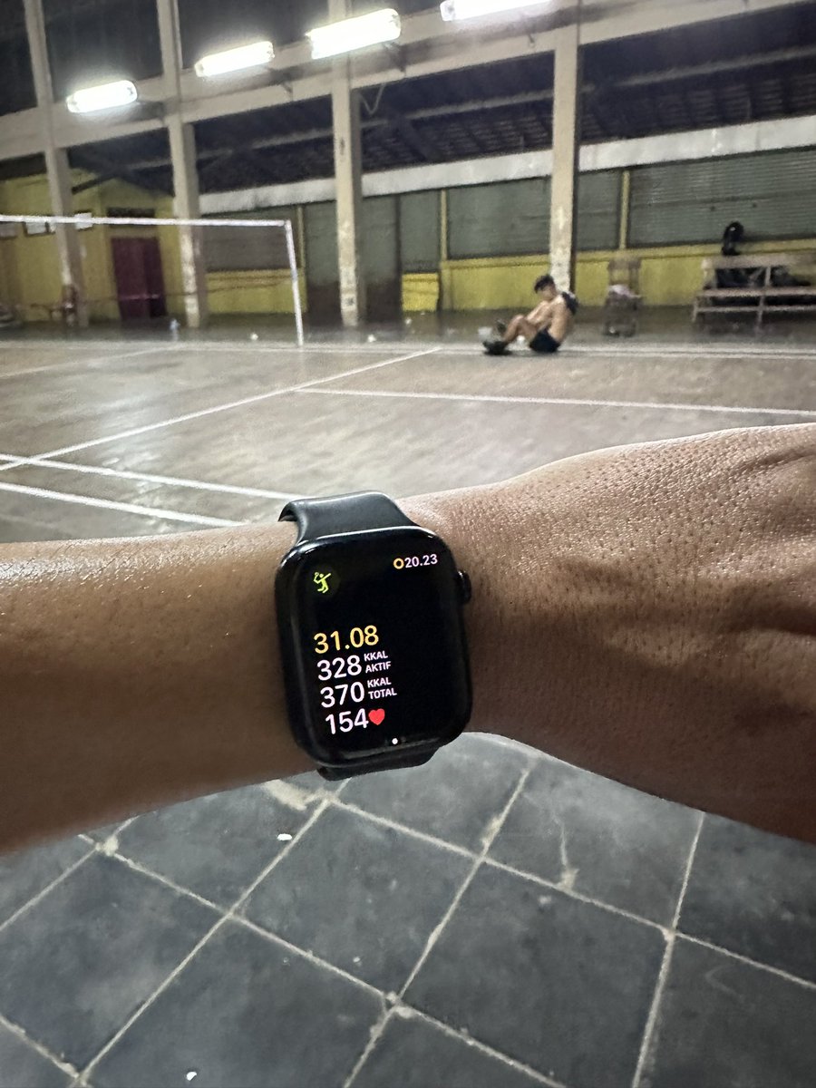 Nono_24k's tweet photo. Limitless #badminton https://t.co/1DTlZgB90J