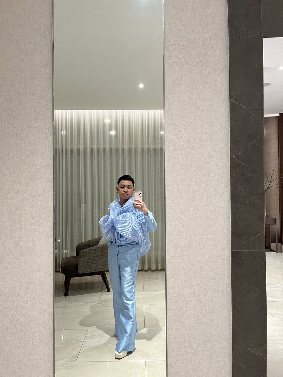 ralph_ivess's tweet photo. Water may come in different form as it represent change but it also represent flexibility, and rejuvenation. Hoping this element will guide me on the upcoming new year.
Wardrobe & style by: Cyrix Muyco
#YEP #YearEnd #InYourElement #Element #Water https://t.co/24qpPecPIx