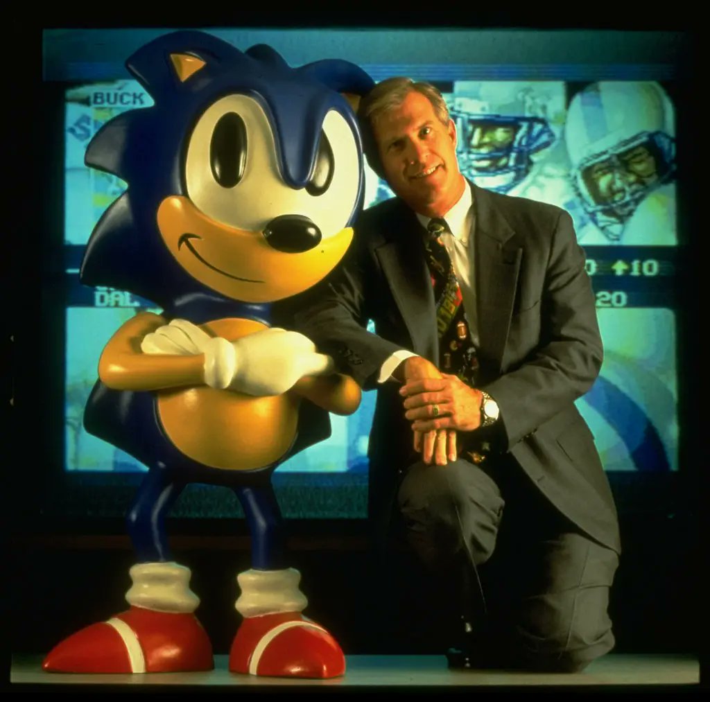 I try not to rag on 90's Sega of America too much, but it needs to be acknowledged how much snake-oil they've peddled over the years when it comes to Sonic's conception. A small thread of total BS stories pushed by SOA's former higher-ups! 🧵