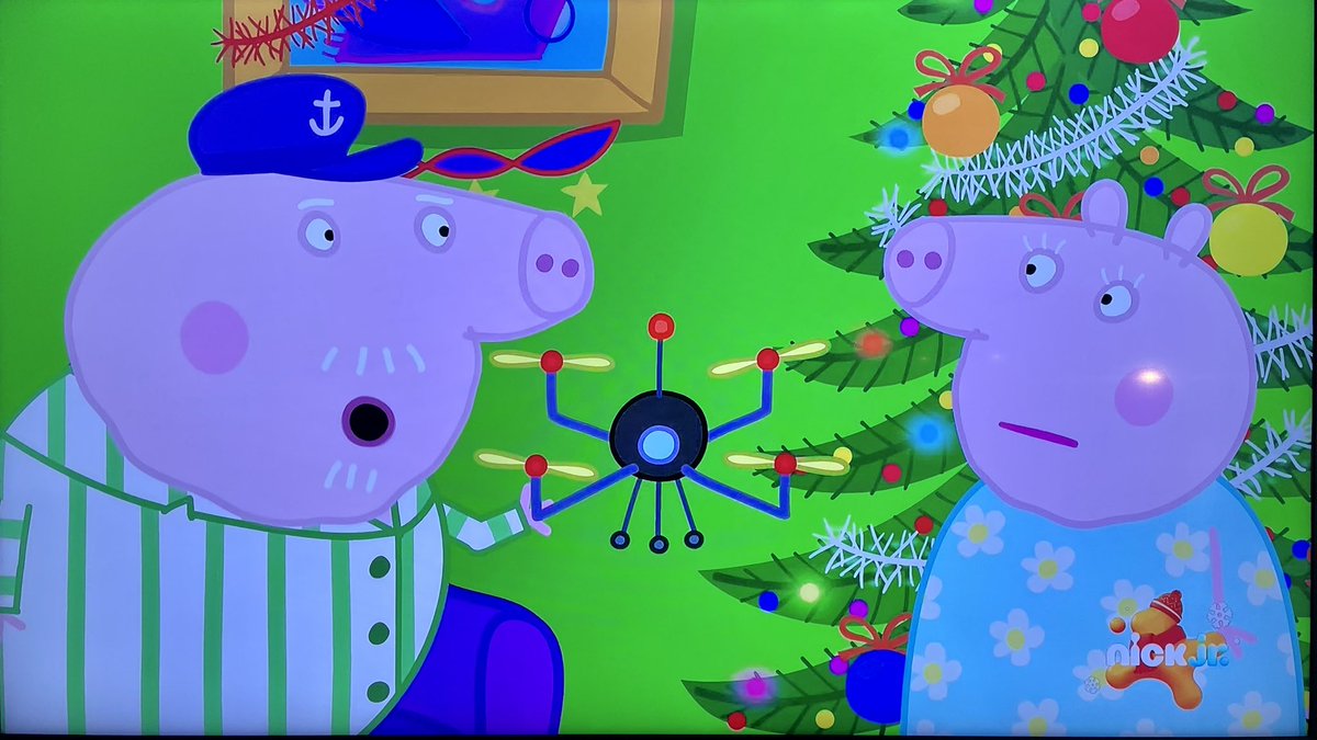 mdlouthan's tweet photo. Is one of the Peppa Pig Christmas episodes foreshadowing something? #dronesightings https://t.co/M0oR4luRja