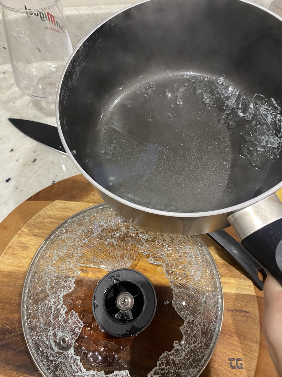 sammyjaneh's tweet photo. @AsdaServiceTeam who do I contact about this??!! Shattered glass lid on a pan set I bought on 7/11/24!! https://t.co/JE3iIAbjNH
