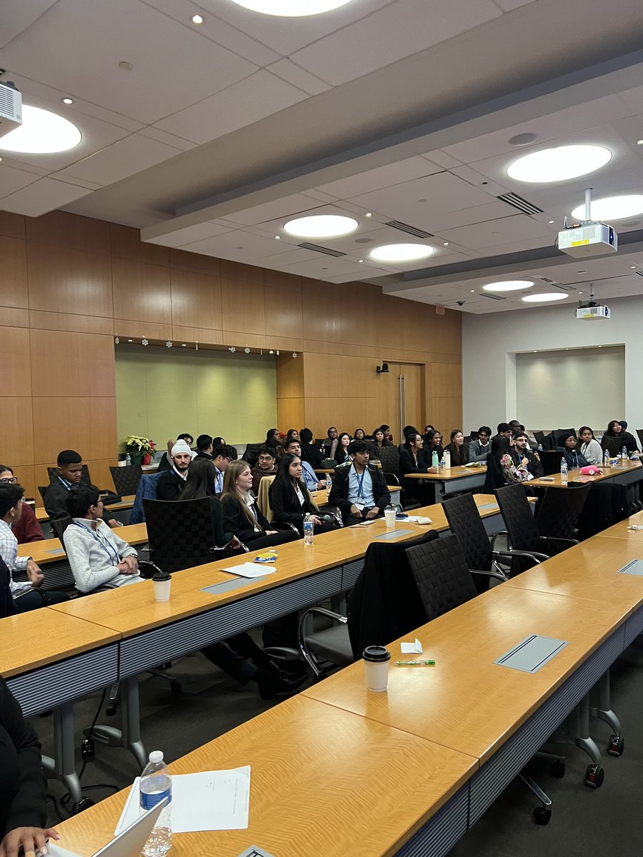 malvarez_md's tweet image. The most intense part of Camp Cardiac is the Jeopardy game! Congrats to the winners! #ACcYoungScholars