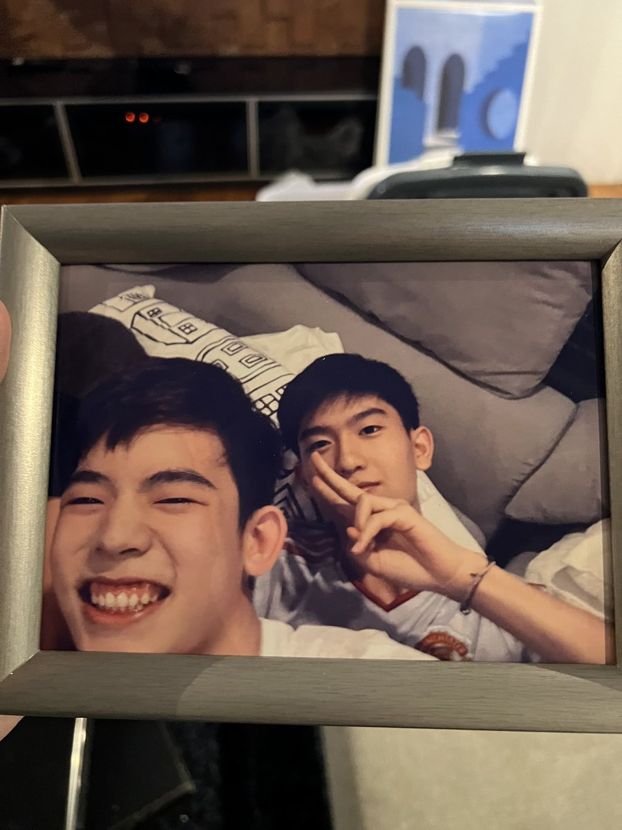 porsuppakarn's tweet photo. คลานตามกันมาครับ5555

YOUR SKY EPISODE5
#YourSkySeriesEP5 https://t.co/B13Tbx2edj