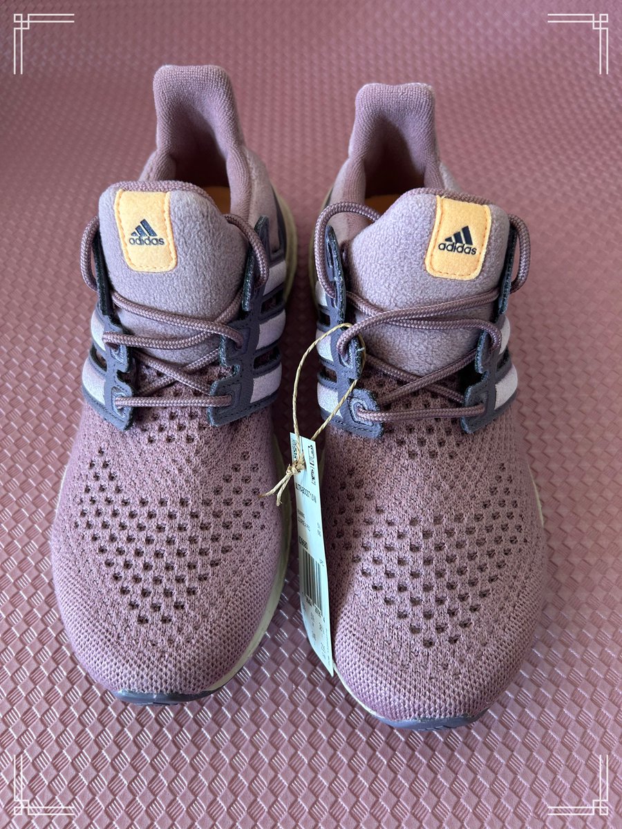 FirstSnowball's tweet photo. 👟 Comfort meets style! These Adidas Ultraboost 1.0 Women’s Sneakers in dusty pink are perfect for running or casual wear 💕. Brand new with box for $130!
Shop here 👉 https://t.co/o7TkeN5GRZ
#AdidasUltraboost #SneakerStyle #RunningShoes https://t.co/WT0EFGR3sG https://t.co/0F4tFsr7Oa