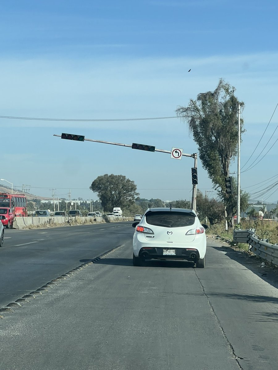 Alex Amavizca tweet media