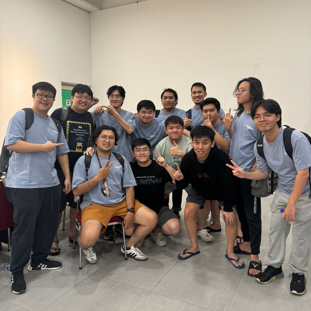 TeamSuhu's tweet photo. ~~Championship 2024 Wave 2
Regional Preliminaries~~

Team Suhu One Piece TCG
Result: 

1v1
Top 16: Elde, Tommy Wenalvin

3v3
Runner up: @CocoaBear18, @dlwlwil , @kevinacai98 

Congrats to all players qualified to regional final and never give up for others. https://t.co/K2URQOxD2y